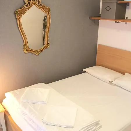 1 Bedroom - Tv Da Madalena 01 Apartment Lisbon